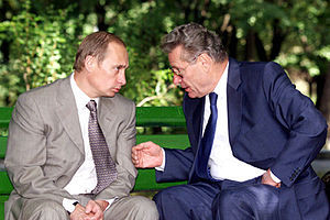 Vladimir_Putin_with_Petru_Lucinschi-3